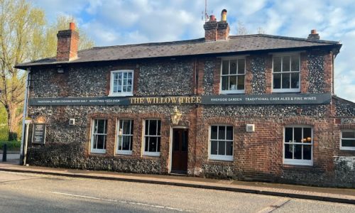 The Willow Tree Winchester. Local beer, quality wines and excellent food